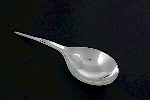Spoon, 2004
Silver 925
195 x 60 mm 
Private collection
Photography Harry Brookhuis